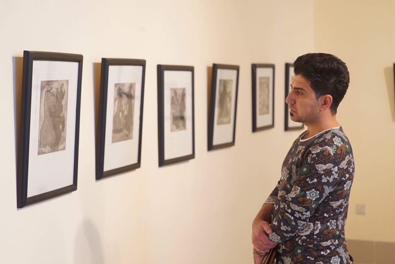 مدينة السليمانية تحتضن اول معرض للفن المعاصر – تصوير: ابراهيم فتاح